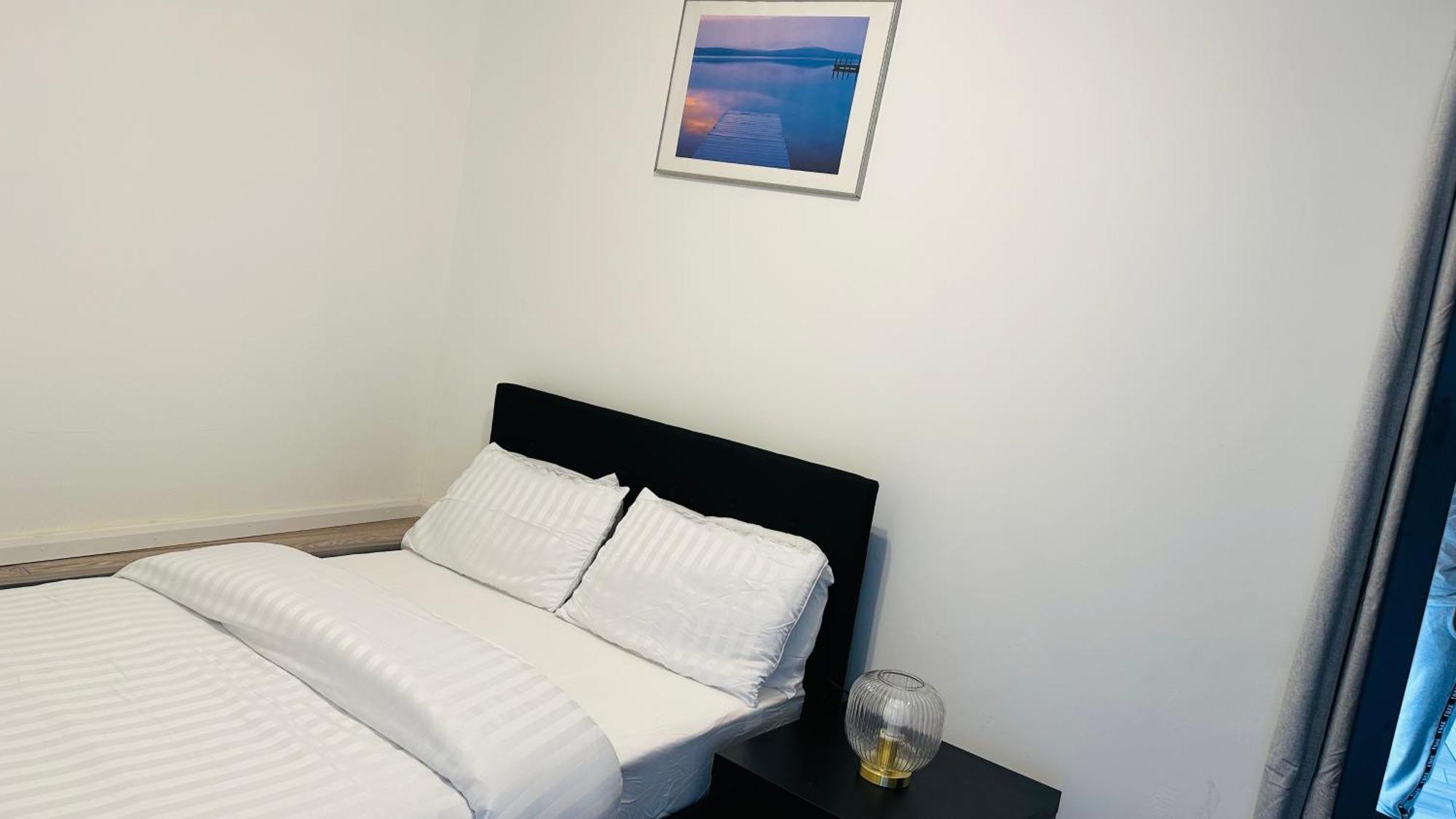 Appartement Cosy And Comfy à Londres Extérieur photo